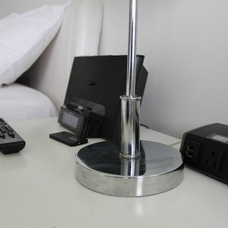 מיאמי ביץ' Private Apartments At The Casablanca מראה חיצוני תמונה