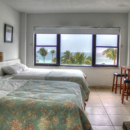 מיאמי ביץ' Private Apartments At The Casablanca מראה חיצוני תמונה