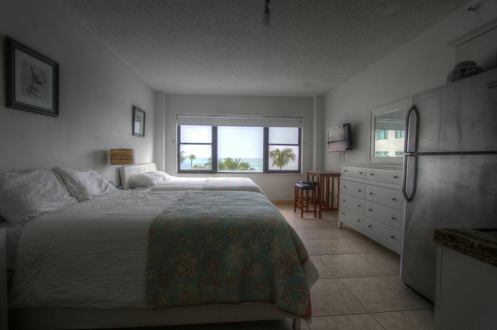 מיאמי ביץ' Private Apartments At The Casablanca מראה חיצוני תמונה