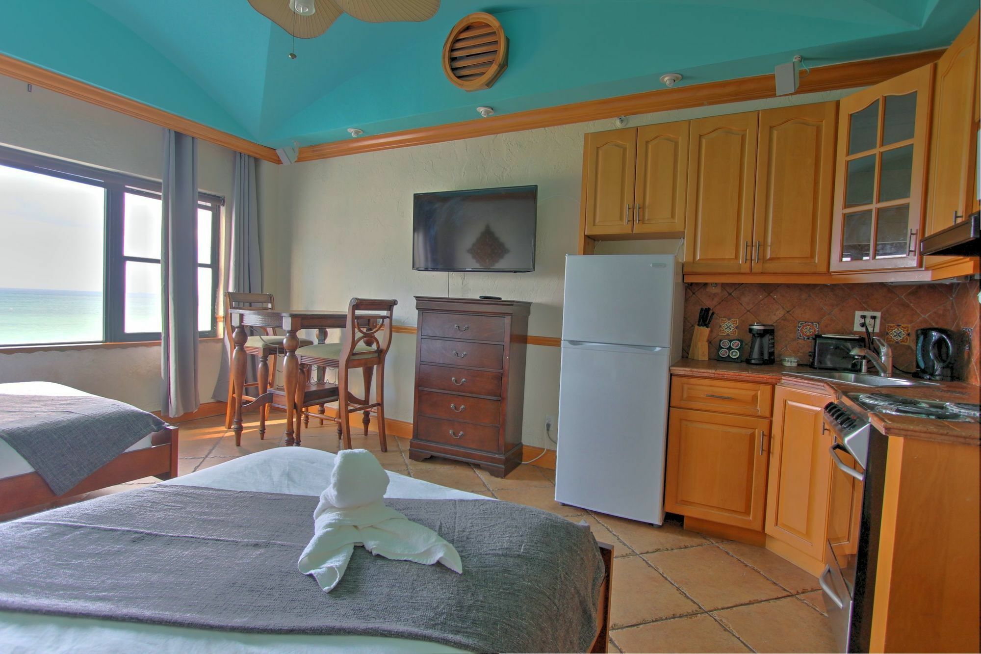 מיאמי ביץ' Private Apartments At The Casablanca מראה חיצוני תמונה