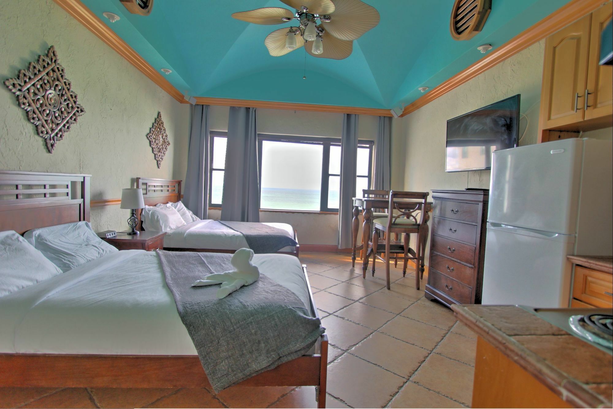 מיאמי ביץ' Private Apartments At The Casablanca מראה חיצוני תמונה